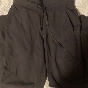 Lululemon Cropped Joggers Size 0